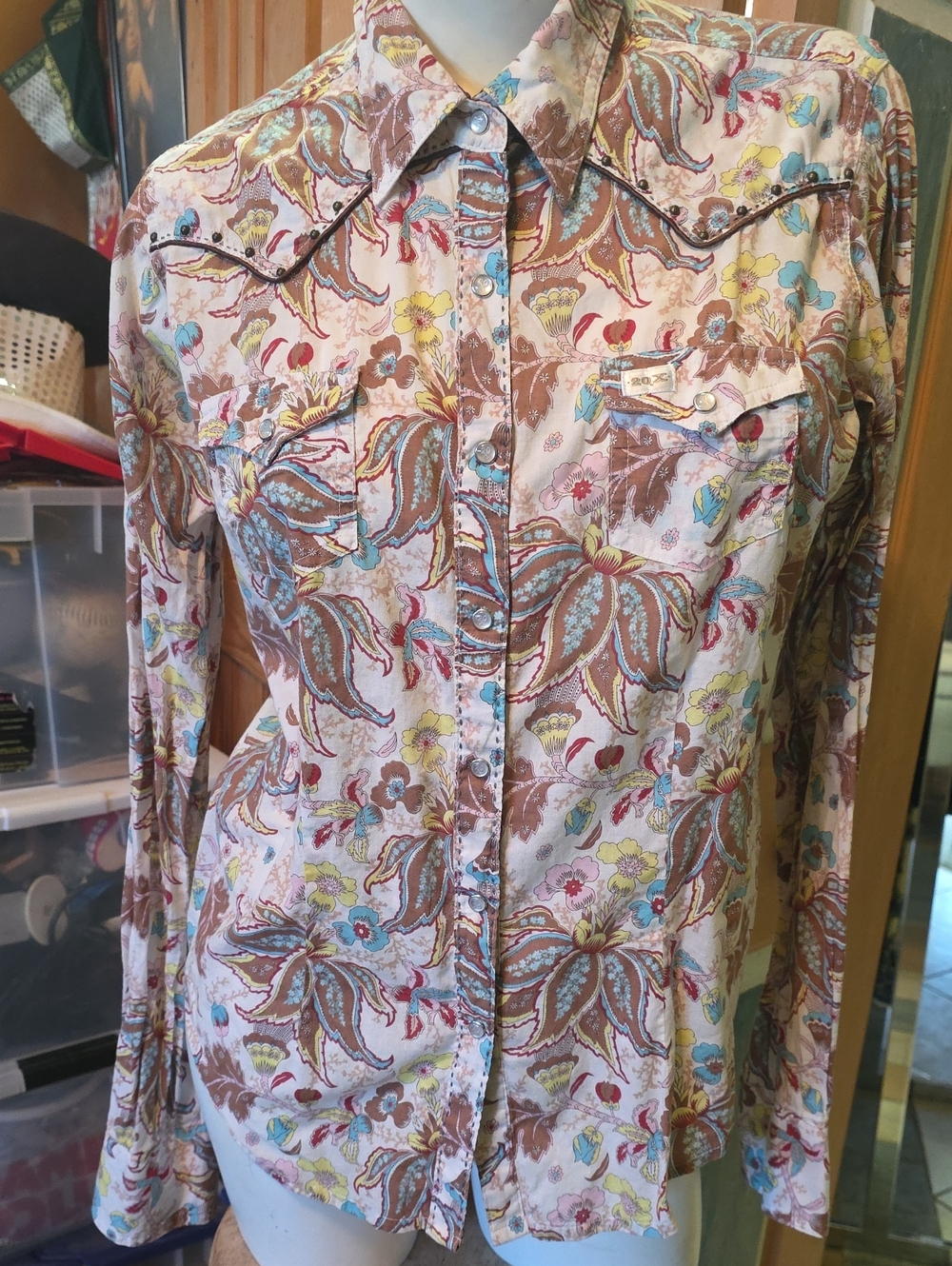 Wrangler Brown Floral Paisley Western Button-Down Shirt